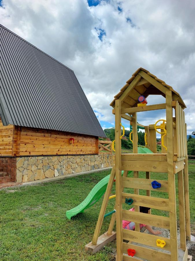 Planinska Kuca Isiteo Villa Kremna Ngoại thất bức ảnh